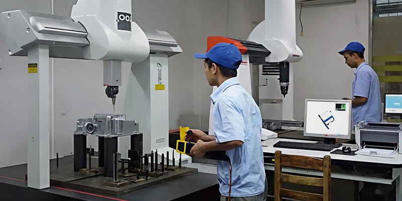 A quality lab scene with an inspector reviewing CMM data on a monitor, an X-ray screen showing a casting's internal structure, and an IATF 16949 certificate displayed on the wall.