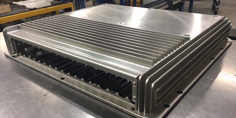 Una carcasa de electrónica de aluminio A380 con aletas de refrigeración