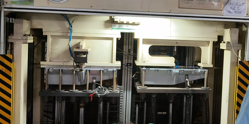100% air-decay leak testing and Zeiss CMM inspection of die cast aluminum EV components